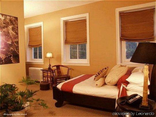 The National Hotel Frenchtown Номер фото