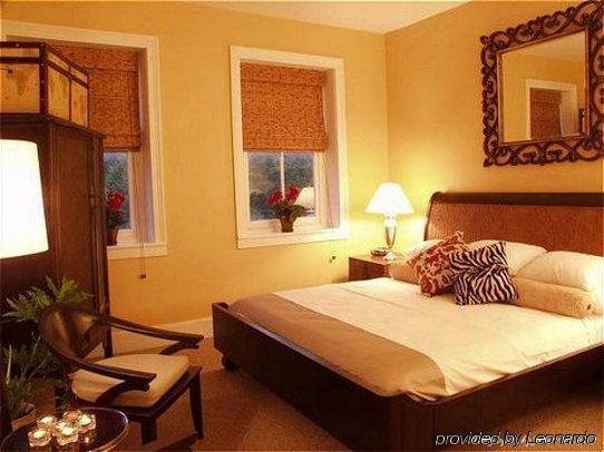 The National Hotel Frenchtown Номер фото