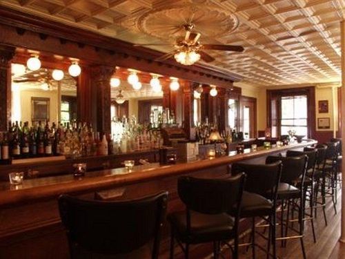 The National Hotel Frenchtown Экстерьер фото